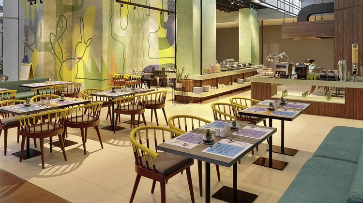 Ibis Styles Jakarta Simatupang Restaurant