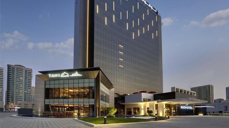 Novotel Sharjah Expo Center Exterior