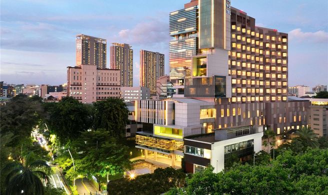 Novotel Jakarta Cikini Exterior