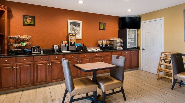 SureStay Plus Hotel by Best Western Restaurant