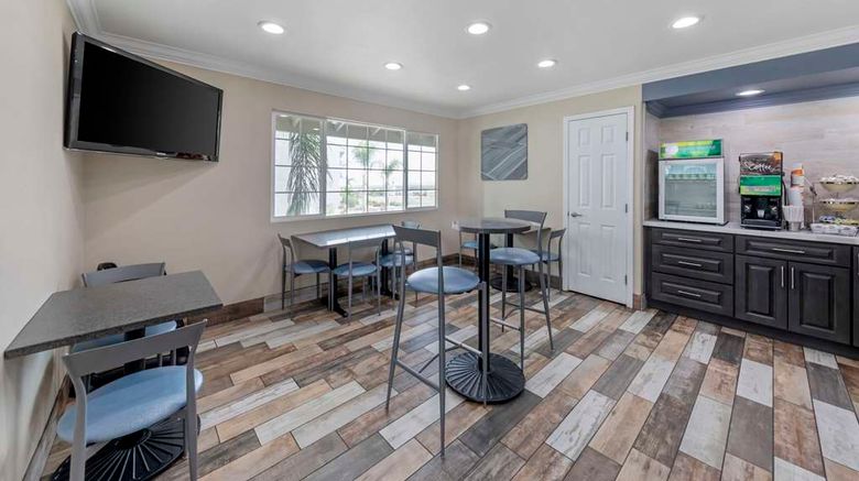 <b>Quality Inn Kettleman City Restaurant</b>. Images powered by <a href="https://iceportal.shijigroup.com/" title="IcePortal" target="_blank">IcePortal</a>.