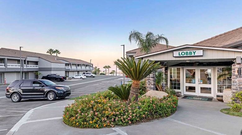 <b>Quality Inn Kettleman City Exterior</b>. Images powered by <a href="https://iceportal.shijigroup.com/" title="IcePortal" target="_blank">IcePortal</a>.