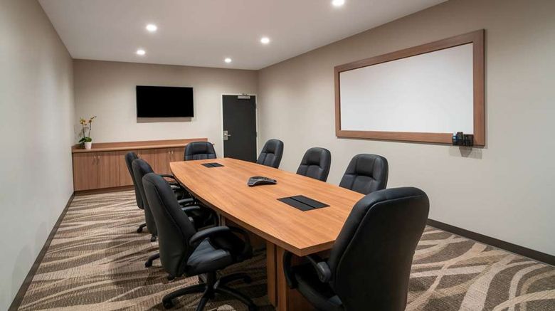 <b>Microtel Inn & Stes by Wyndham Carlisle Meeting</b>. Images powered by <a href="https://iceportal.shijigroup.com/" title="IcePortal" target="_blank">IcePortal</a>.