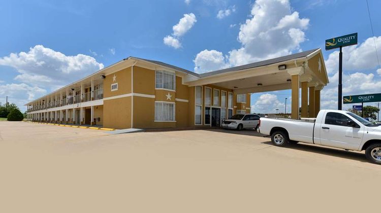 Quality Inn Gonzales Exterior
