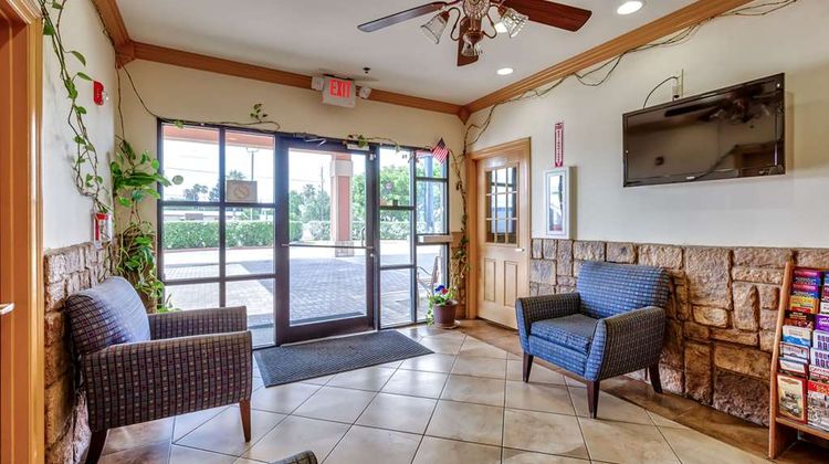 Quality Inn Brownsville Lobby