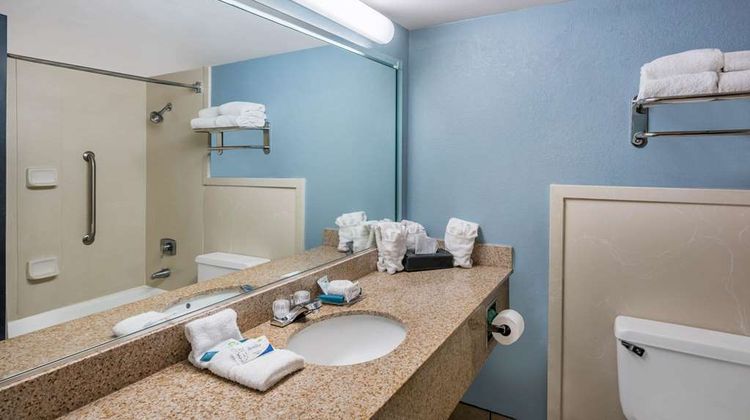 Travelodge by Wyndham Memphis Room