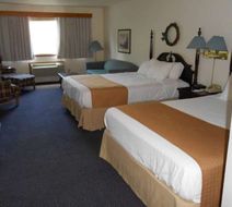 Days Inn & Suites Williamsburg North Room
