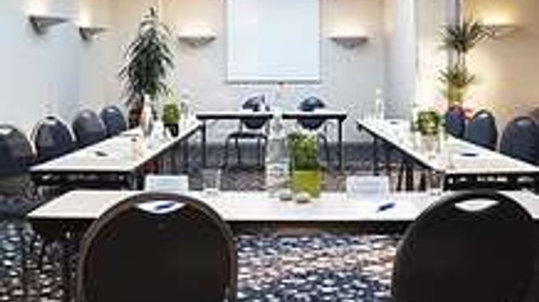 <b>Hotel Oceania Brest Centre Lobby</b>. Images powered by <a href="https://iceportal.shijigroup.com/" title="IcePortal" target="_blank">IcePortal</a>.