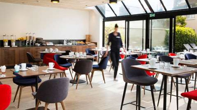 <b>Hotel Escale Oceania Lobby</b>. Images powered by <a href="https://iceportal.shijigroup.com/" title="IcePortal" target="_blank">IcePortal</a>.