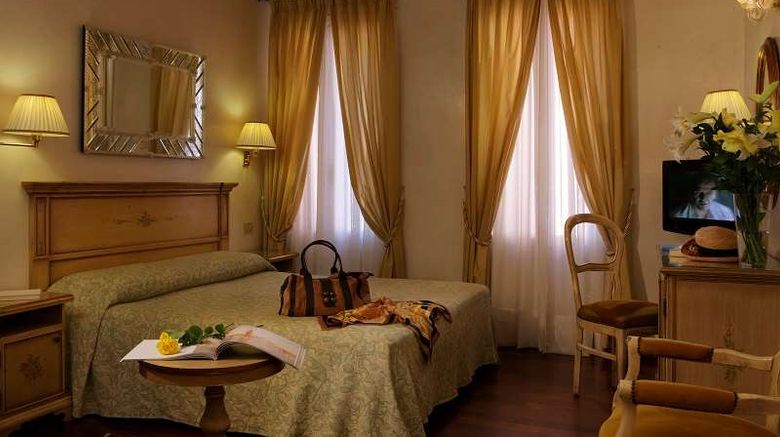 <b>Hotel Bisanzio Room</b>. Images powered by <a href="https://iceportal.shijigroup.com/" title="IcePortal" target="_blank">IcePortal</a>.