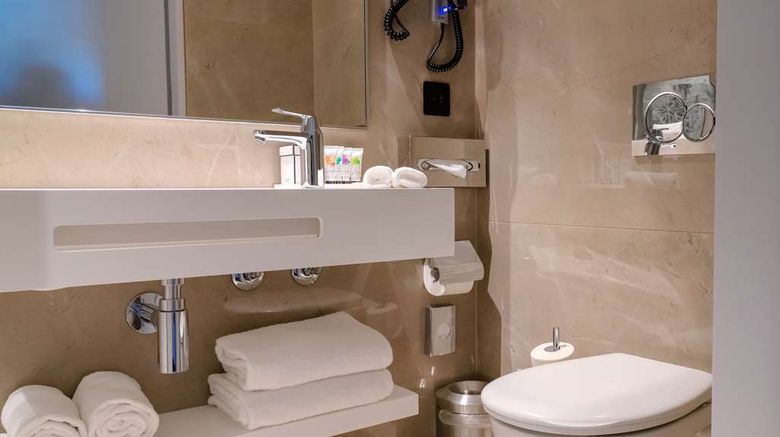 <b>Nash Pratik Hotel Room</b>. Images powered by <a href="https://iceportal.shijigroup.com/" title="IcePortal" target="_blank">IcePortal</a>.