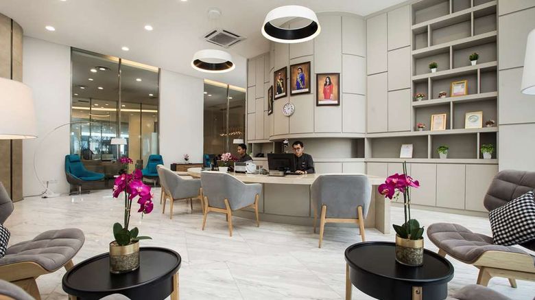 <b>Pinetree Marina Resort Lobby</b>. Images powered by <a href="https://iceportal.shijigroup.com/" title="IcePortal" target="_blank">IcePortal</a>.