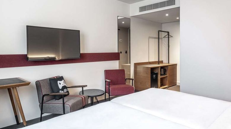 <b>pentahotel Paris, CDG Airport Room</b>. Images powered by <a href="https://iceportal.shijigroup.com/" title="IcePortal" target="_blank">IcePortal</a>.
