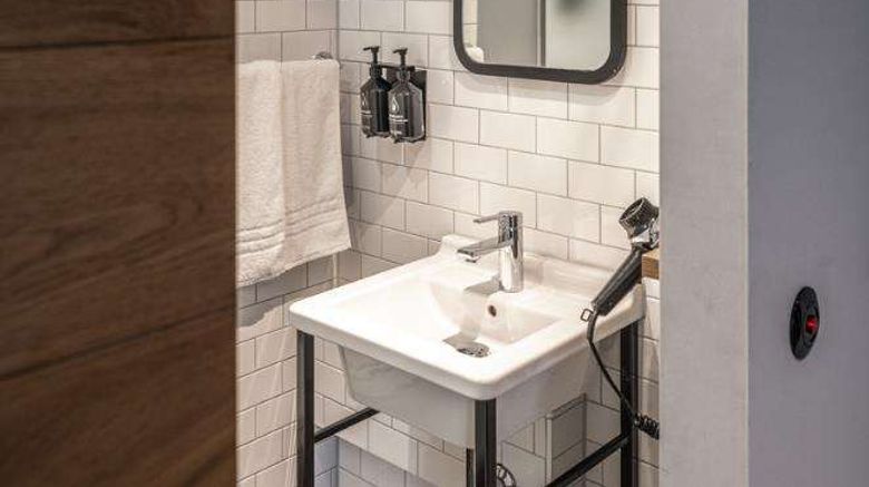 <b>pentahotel Paris, CDG Airport Room</b>. Images powered by <a href="https://iceportal.shijigroup.com/" title="IcePortal" target="_blank">IcePortal</a>.