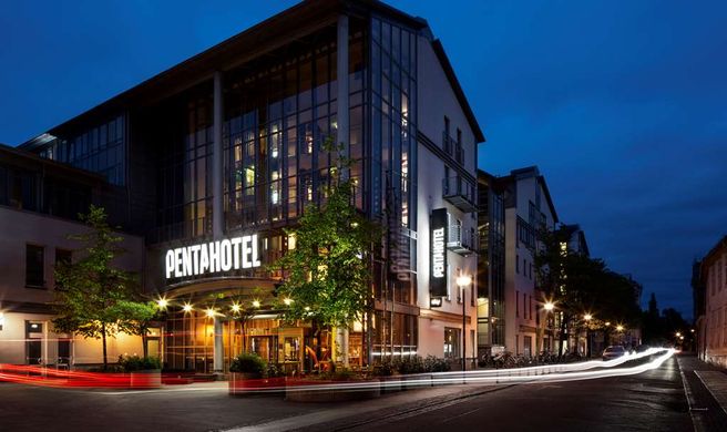 pentahotel Rostock Exterior