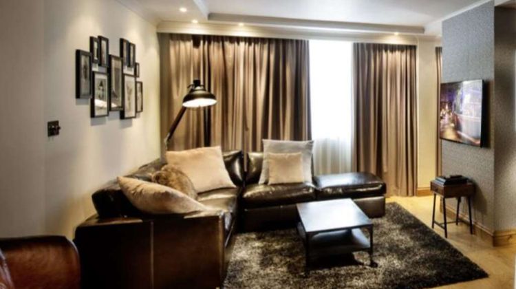pentahotel Reading Suite