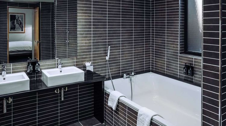 pentahotel Reading Suite