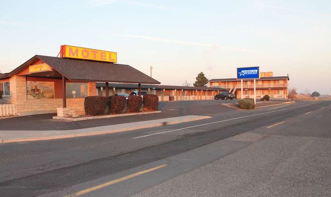 Americas Best Value Inn Boardman Exterior