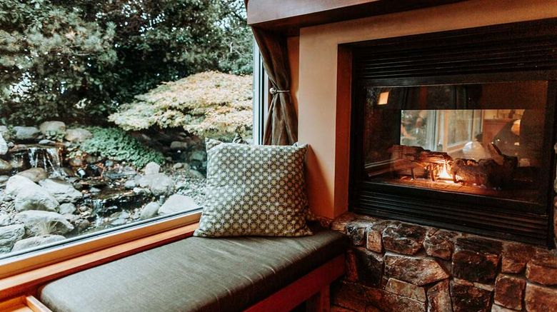 <b>The Chrysalis Inn & Spa,Curio Collection Spa</b>. Images powered by <a href="https://iceportal.shijigroup.com/" title="IcePortal" target="_blank">IcePortal</a>.
