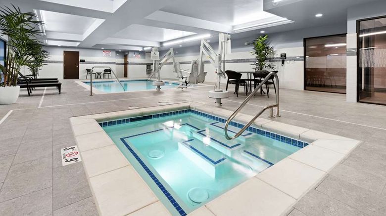 <b>Hampton Inn & Suites Downtown-South Recreation</b>. Images powered by <a href="https://iceportal.shijigroup.com/" title="IcePortal" target="_blank">IcePortal</a>.