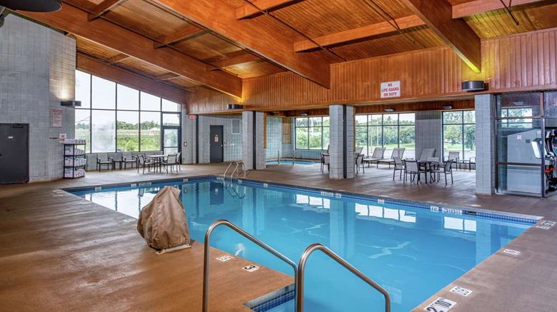 <b>DoubleTree by Hilton Appleton Pool</b>. Images powered by <a href="https://iceportal.shijigroup.com/" title="IcePortal" target="_blank">IcePortal</a>.