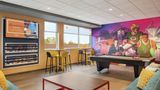 Tru by Hilton Milwaukee Brookfield Lobby