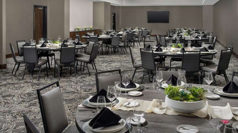 <b>Embassy Suites Knoxville Downtown Meeting</b>. Images powered by <a href="https://iceportal.shijigroup.com/" title="IcePortal" target="_blank">IcePortal</a>.