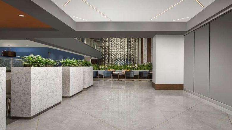 <b>Embassy Suites Knoxville Downtown Lobby</b>. Images powered by <a href="https://iceportal.shijigroup.com/" title="IcePortal" target="_blank">IcePortal</a>.