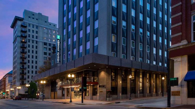 Embassy Suites Knoxville Downtown Exterior. Images powered by <a href="https://iceportal.shijigroup.com" target="_blank" rel="noopener">Ice Portal</a>.