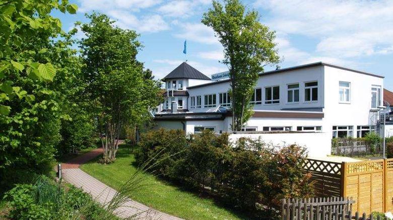 <b>Waldhotel Schaeferberg Exterior</b>. Images powered by <a href="https://iceportal.shijigroup.com/" title="IcePortal" target="_blank">IcePortal</a>.