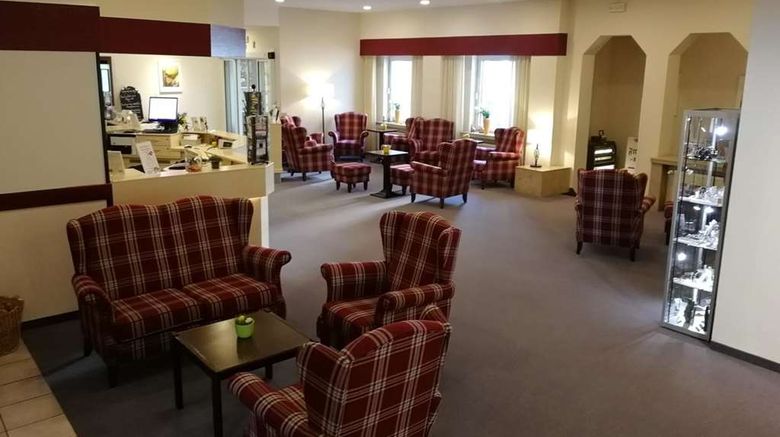 <b>Waldhotel Schaeferberg Lobby</b>. Images powered by <a href="https://iceportal.shijigroup.com/" title="IcePortal" target="_blank">IcePortal</a>.