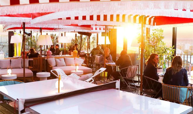 Mama Shelter Paris West Exterior