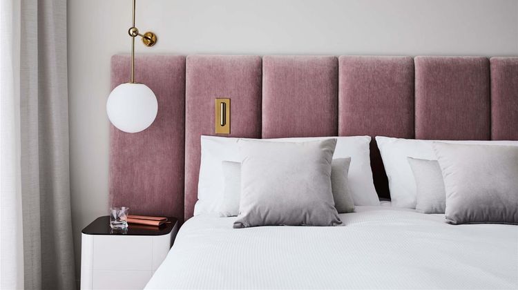 Hotel Chadstone Melbourne MGallery Room