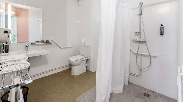 Ibis Styles Hotel Lyon Croix Rousse Room