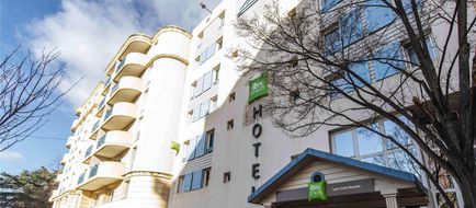 Ibis Styles Hotel Lyon Croix Rousse Exterior