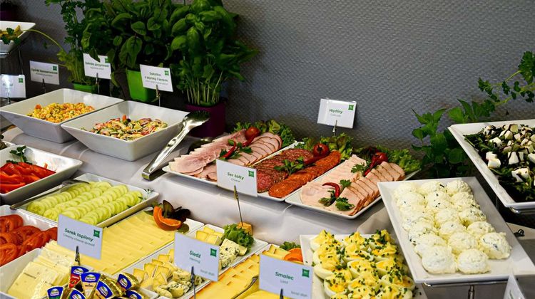 Ibis Styles Warsaw West Restaurant