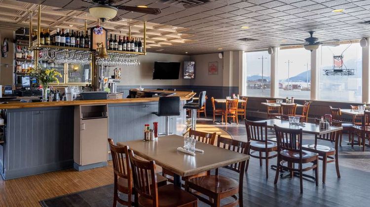 Ramada by Wyndham Juneau Restaurant