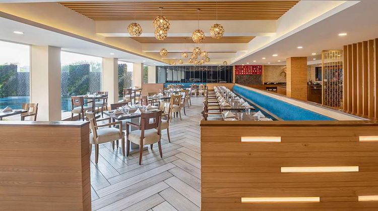 Country Inn & Suites by Radisson Jammu Restaurant