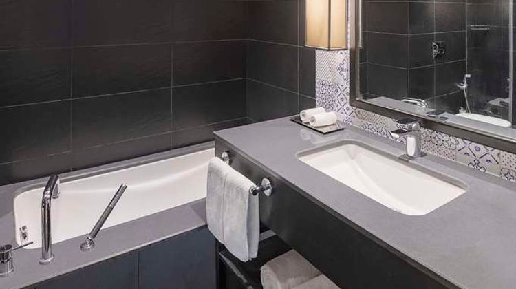 Country Inn & Suites by Radisson Jammu Suite