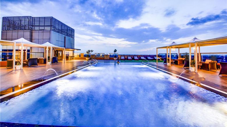 <b>Radisson Blu Gorakhpur Pool</b>. Images powered by <a href="https://iceportal.shijigroup.com/" title="IcePortal" target="_blank">IcePortal</a>.