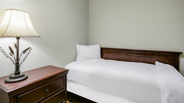 <b>Water Street Hotel & Marina, Ascend Coll Room</b>. Images powered by <a href="https://iceportal.shijigroup.com/" title="IcePortal" target="_blank">IcePortal</a>.
