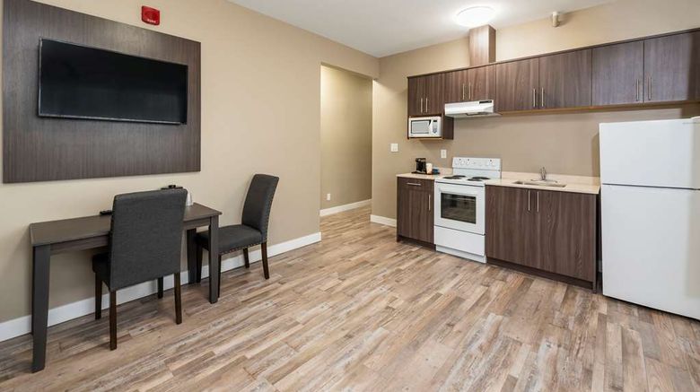 <b>Econo Lodge Prince George Room</b>. Images powered by <a href="https://iceportal.shijigroup.com/" title="IcePortal" target="_blank">IcePortal</a>.