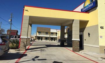 Days Inn by Wyndham Freeport