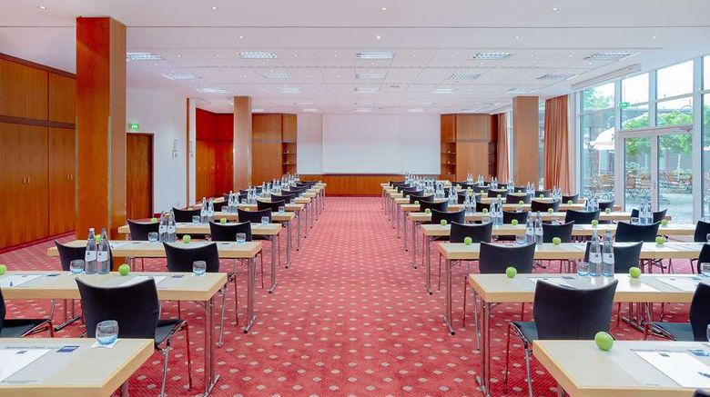 <b>Dorint Hotel Leipzig Meeting</b>. Images powered by <a href="https://iceportal.shijigroup.com/" title="IcePortal" target="_blank">IcePortal</a>.
