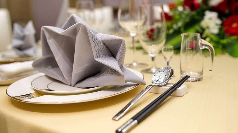 <b>Wyndham Grand Plaza Royale Powerlong Restaurant</b>. Images powered by <a href="https://iceportal.shijigroup.com/" title="IcePortal" target="_blank">IcePortal</a>.