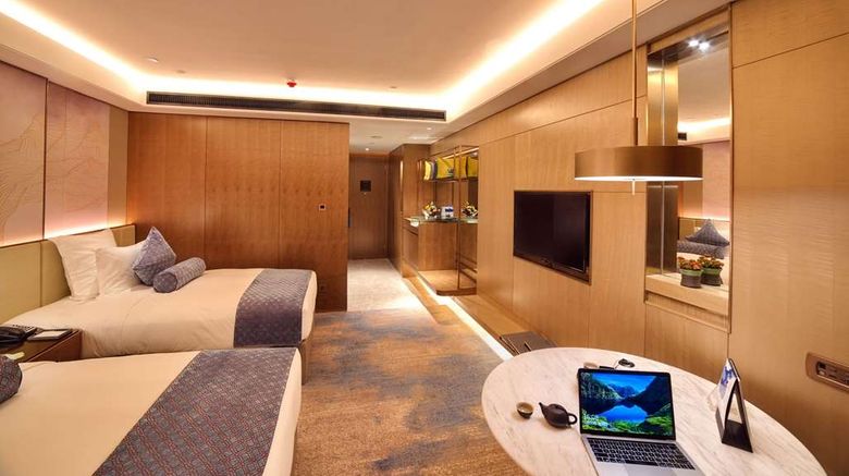 <b>Wyndham Grand Plaza Royale Powerlong Room</b>. Images powered by <a href="https://iceportal.shijigroup.com/" title="IcePortal" target="_blank">IcePortal</a>.