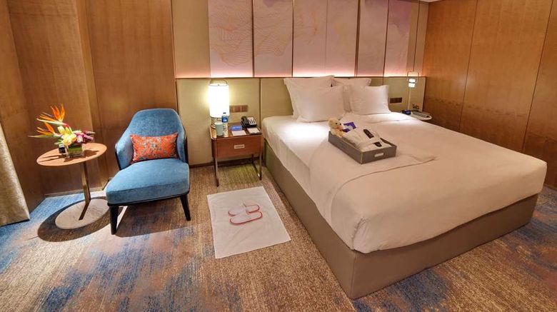 <b>Wyndham Grand Plaza Royale Powerlong Room</b>. Images powered by <a href="https://iceportal.shijigroup.com/" title="IcePortal" target="_blank">IcePortal</a>.