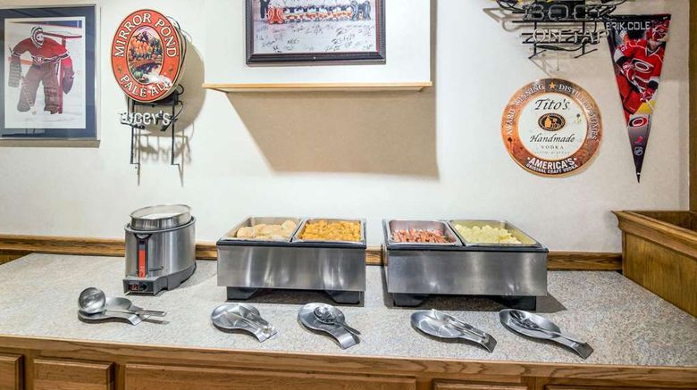 <b>Clarion Hotel & Suites Fairbanks Restaurant</b>. Images powered by <a href="https://iceportal.shijigroup.com/" title="IcePortal" target="_blank">IcePortal</a>.