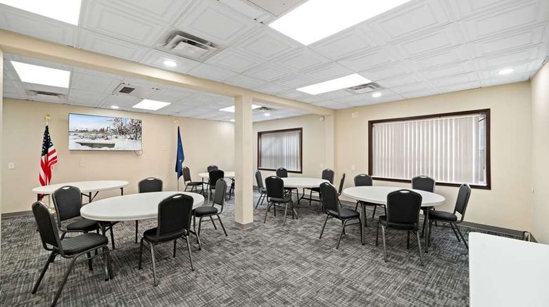 <b>Clarion Hotel & Suites Fairbanks Meeting</b>. Images powered by <a href="https://iceportal.shijigroup.com/" title="IcePortal" target="_blank">IcePortal</a>.