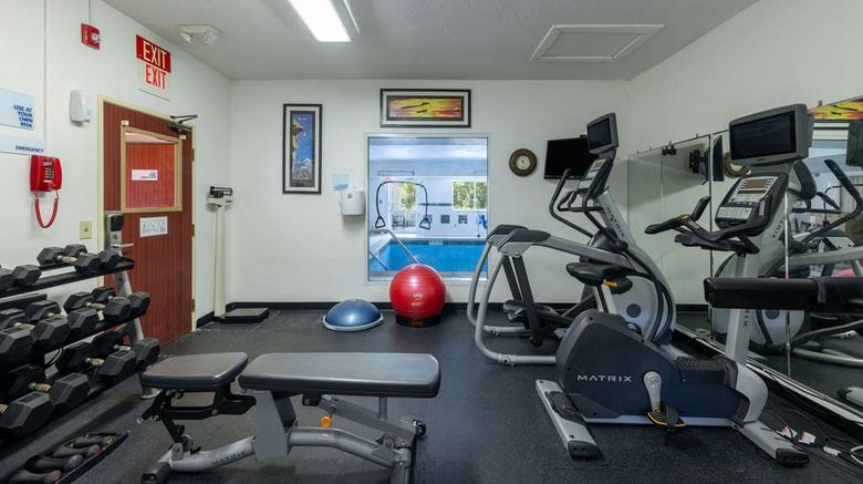 <b>Baymont by Wyndham Kirksville Univ Area Health</b>. Images powered by <a href="https://iceportal.shijigroup.com/" title="IcePortal" target="_blank">IcePortal</a>.
